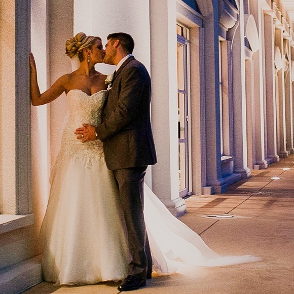 Martina Liana size 8 wedding gown 2014 collection - Picture 2 of 10